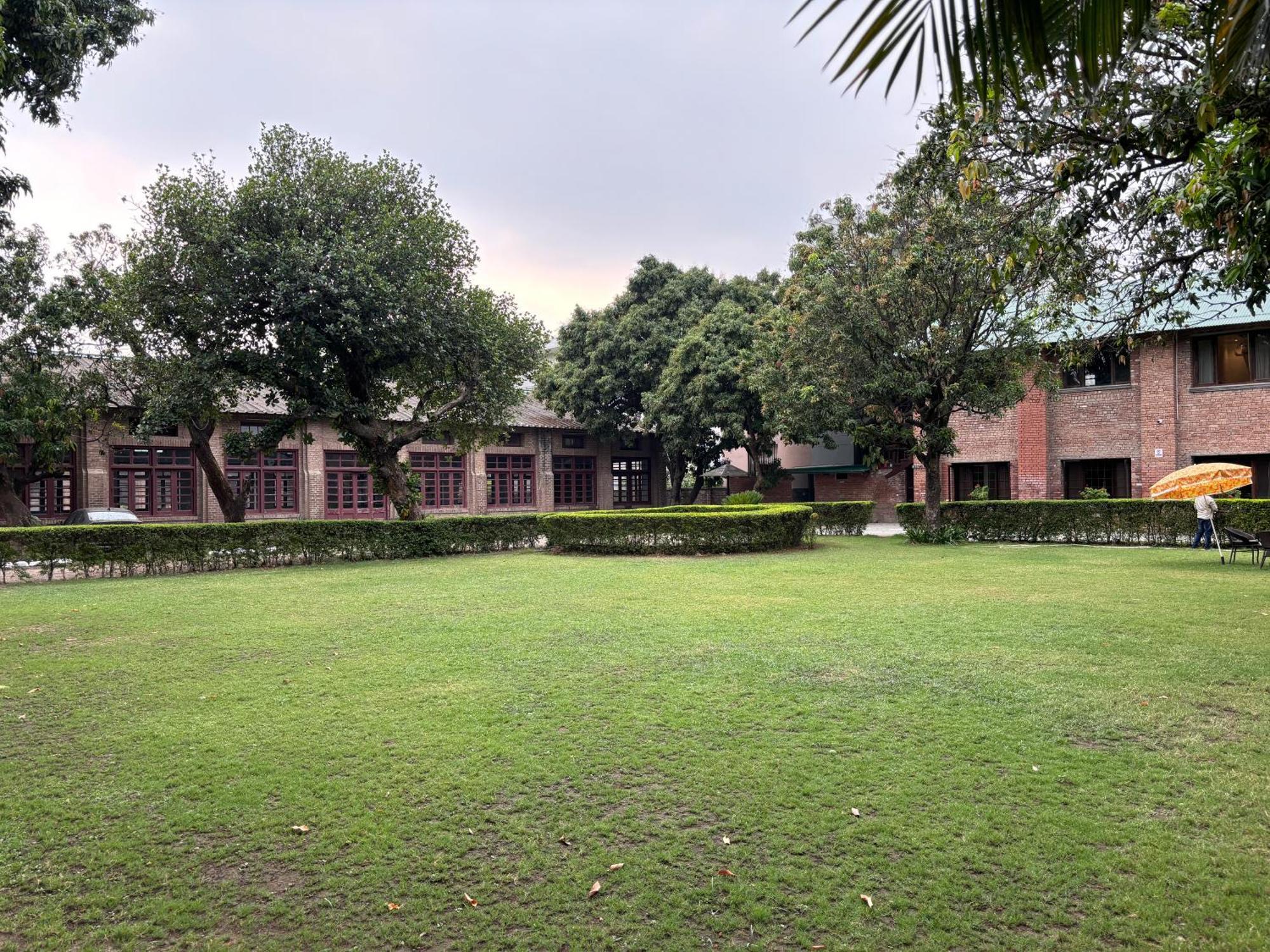 The Cocoon Bed & Breakfast Dehradun Dış mekan fotoğraf